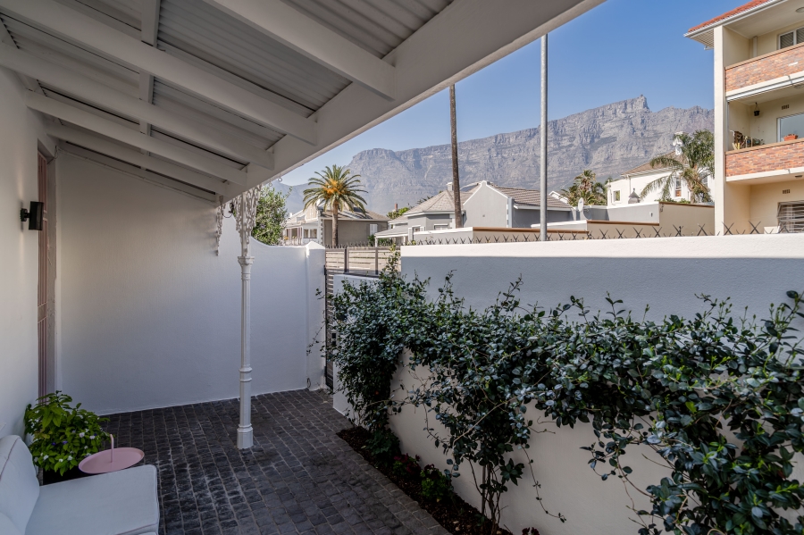 3 Bedroom Property for Sale in Tamboerskloof Western Cape
